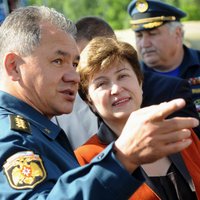 Путин уволил Сердюкова, новый глава Минобороны РФ — Шойгу