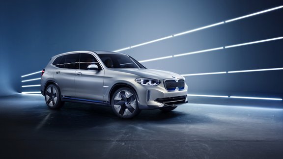 BMW Concept iX3