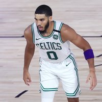 'Celtics' uzvaras attālumā no iekļūšanas Austrumu konferences pusfinālā