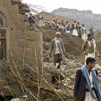 Sadursmēs Jemenā gājuši bojā 140 cilvēki