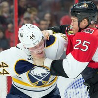 Otavas 'Senators' kauslis Nīls liek punktu savai NHL karjerai