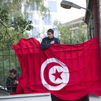Партия президента Туниса отозвала из правительства трех министров