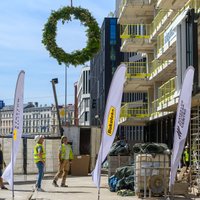 Foto: Nosvinēti "Satekles Biznesa centra" spāru svētki