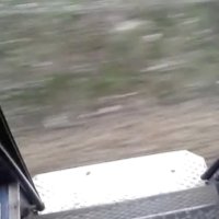 ВИДЕО: Машинист поезда начал движение, забыв закрыть двери