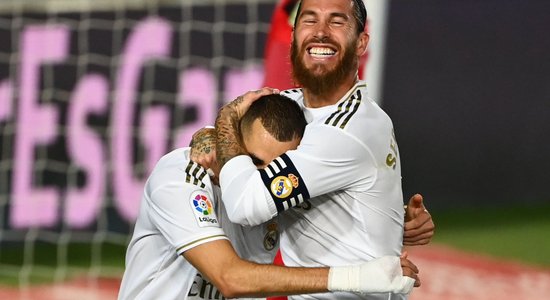 Madrides 'Real' atgūst Spānijas čempiontitulu