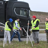 ФОТО. Польские фермеры начинают блокаду дороги на границе с Литвой (ДОПОЛНЕНО)