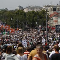 На "Марше миллионов" в Москве оппозиция потребовала отставки Путина