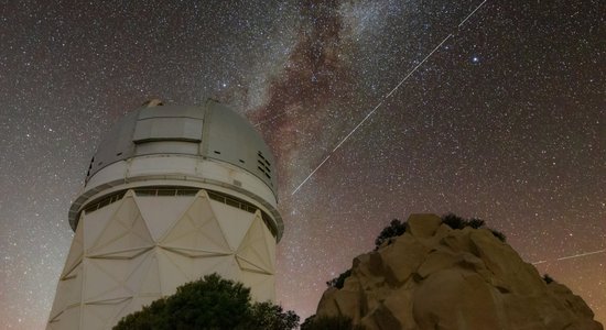 Šoreiz tas nav Īlons Masks. Superspožs satelīts satraucis astronomus