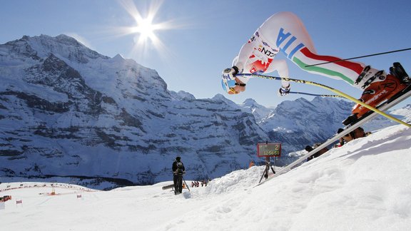 mountain during the men s Alpine skiing