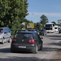 Policija brīdina par sastrēgumiem ceļā uz 'Positivus'; festivālā kārtību uzraudzīs 130 likumsargi