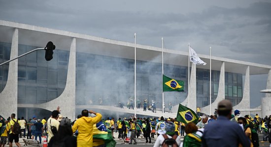Первый приговор по делу о попытке мятежа в Бразилии: сторонник экс-президента Болсонару получил 17 лет