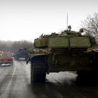 Caur Luhansku uz fronti ik dienas dodas līdz četrām teroristu apgādes kolonnām