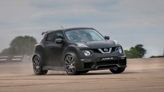 Nissan Juke-R 2.0