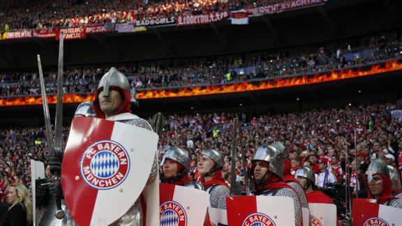 Čempionu līgas fināls: Borussia - Bayern - 4