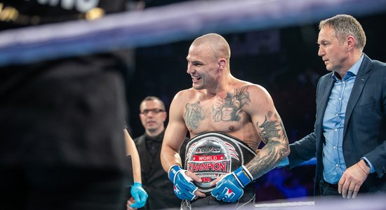 Латвийский боец стал чемпионом мира ММА по версии КОК