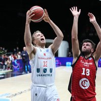Strautiņš gūst 15 punktus un izcīna uzvaru FIBA Eiropas kausa mačā