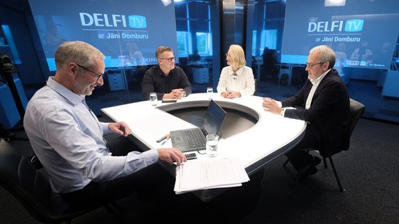 Delfi TV ar Domburu: Roberts Zīle, Dace Melbārde, Ansis Pūpols - 8