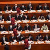 Парламент Китая может провозгласить "победу над коронавирусом"