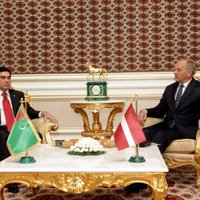 Latvijas un Turkmenistānas prezidenti vienojas stiprināt tranzītu (+FOTO)