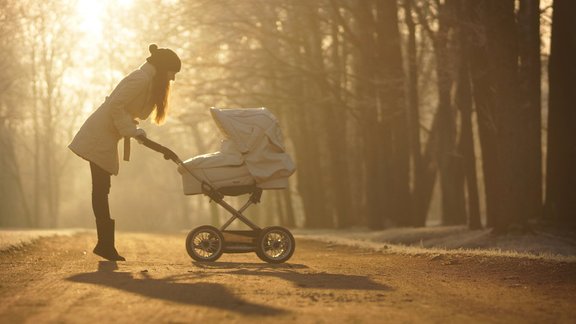Janvārī Latvijā reģistrēto jaundzimušo skaits sarucis par 14% Janvārī Latvijā reģistrēto jaundzimušo skaits sarucis par 14%
