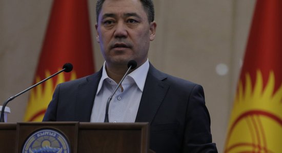 Полномочия президента Киргизии перешли к новому премьер-министру