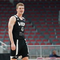 'VEF Rīga' basketbolisti grauj Rakveres komandu un izcīna 15. uzvaru