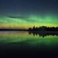 Начинается сезон северных сияний. Можно ли в Латвии ожидать таких же чудес, как весной?