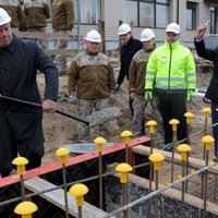 Foto: Sāk Speciālo uzdevumu vienības kazarmas būvniecību