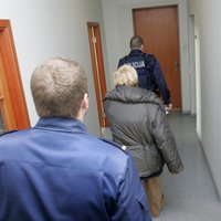 Из-под ареста освобождена подозреваемая во взяточничестве Стабиня