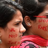 Pusaudze Indijā nogriež onkuļa dzimumlocekli