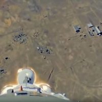 Video no raķetes: Kā avarēja 'Sojuz' nesējs ar kosmonautiem