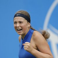 ВИДЕО: Остапенко обыграла победительницу С.Уильямс и вышла в полуфинал