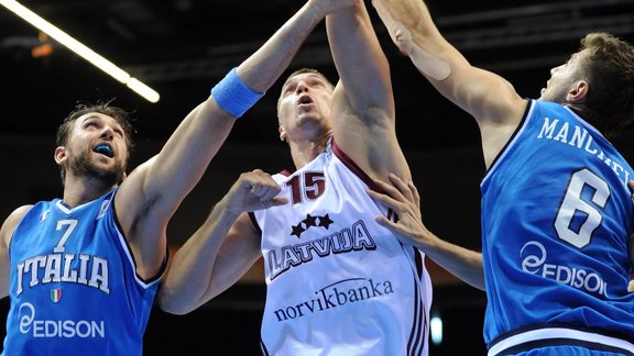 EČ basketbolā: Latvija - Itālija - 8