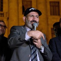 Armēnijas premjers atlaidis sešus ministrus