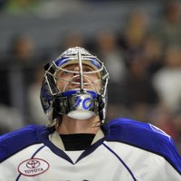 Gudļevskis ielaiž trīs vārtus 'Crunch' zaudētā AHL spēlē