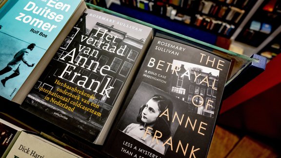 Betrayal of Anne Frank Annes Frankas nodevība