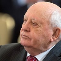 Горбачев перенес операцию на сердце и прокомментировал выборы в США