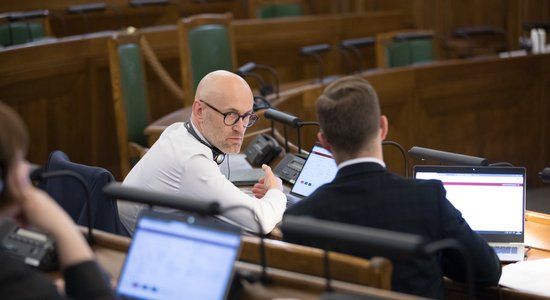 Garākā apspriešana Saeimas vēsturē beigusies – pieņemts novadu reformas likums