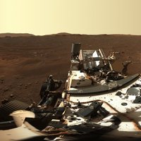 Skaists sveiciens no Marsa – NASA jaunais rovers atsūta grandiozu panorāmas foto
