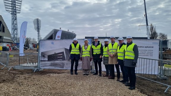 Daugavas stadiona vieglatlētikas manēžas būve