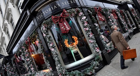 'Victoria's Secret' kontrolpakete pārdota par 525 miljoniem dolāru