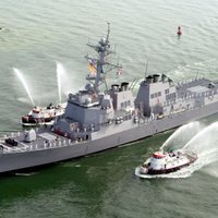Jemenas huti ASV karakuģa 'USS Mason' virzienā raida divas raķetes