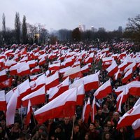 EK sāk izmeklēšanu par likuma varas ievērošanu Polijā