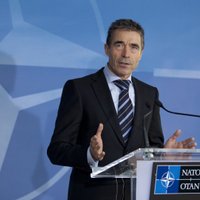 Rasmusens: NATO nepiedalīsies uzbrukumā Sīrijai