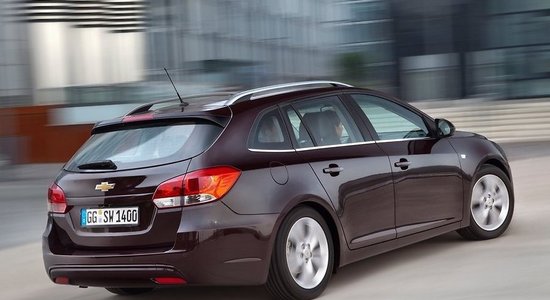 Тест-драйв Chevrolet Cruze Wagon: не для одиноких