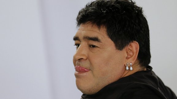 Maradona (6)