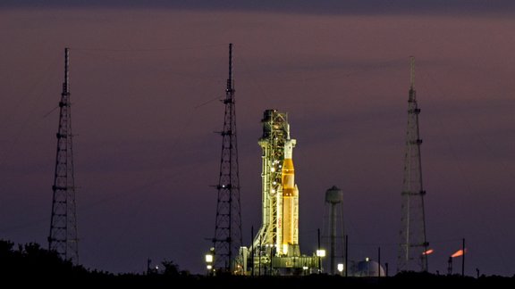 NASA plāno Mēness misijas 