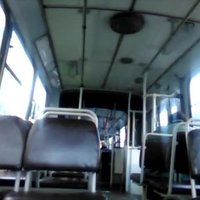 Video: Kā 'Rīgas satiksmes' trolejbusa vadītājs traucas uz depo kā rallists