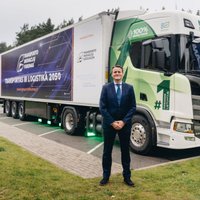 'Scania' skaidro, kādēļ uzņēmēji vilcinās pāriet uz elektrisko kravas transportu