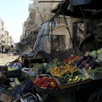 Gaisa uzlidojumos tirgum Sīrijā bojā gājuši vismaz 17 vietējie iedzīvotāji